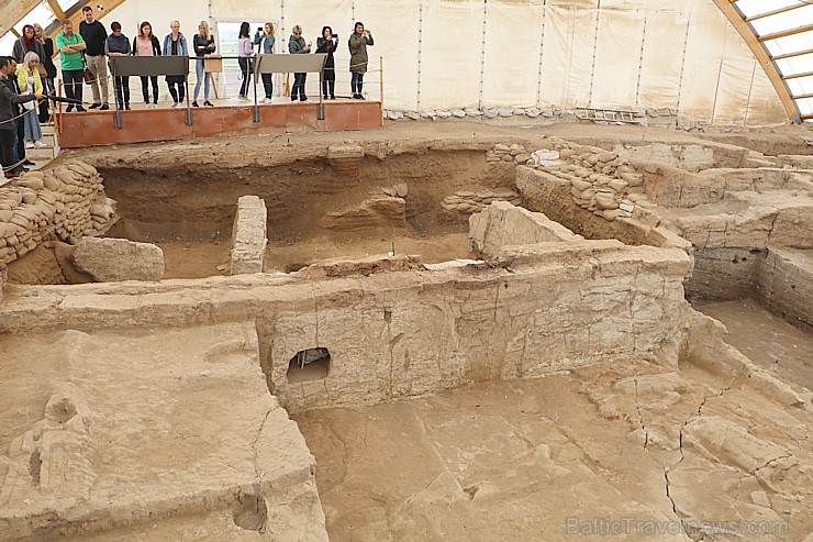 Travelnews.lv apmeklē 9000 gadu vecu cilvēku apmetni Catalhöyük Turcijā. Sadarbībā ar Turkish Airlines Travelnews.lv apmeklē 9000 gadu vecu cilvēku apmetni Catalhöyük Turcijā. Sadarbībā ar Turkish Airlines 224805