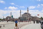 Travelnews.lv iepazīst Mevlevi jeb Rūmī mauzoleju, muzeja ēku, mošeju un centrālo laukumu