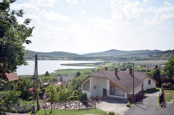 Ungārijas milzu ezeru Balatonu var sajaukt ar jūru 225432
