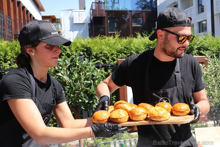 Jūrmalā jau otro sezonu atklāj ielas ēdienu festivāls «Gourmet Fair» 225649