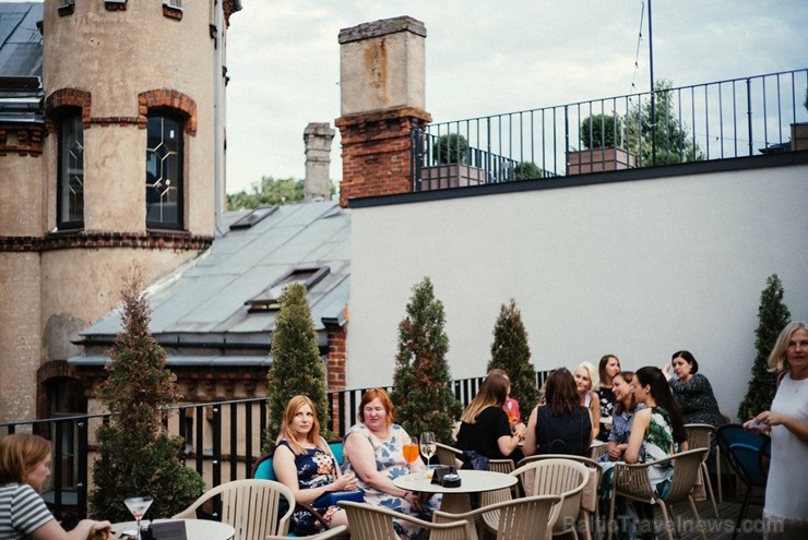 «Pullman Riga Old Town» viesnīcā ar ballīti atklāta skaistā jumta terase 225824