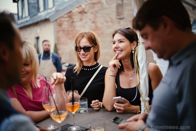 «Pullman Riga Old Town» viesnīcā ar ballīti atklāta skaistā jumta terase 225828