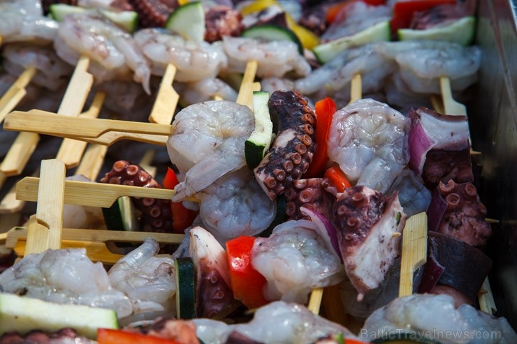 Jūrmalā grandiozi aizvada ielu ēdienu festivālu Gourmet Fair 225886