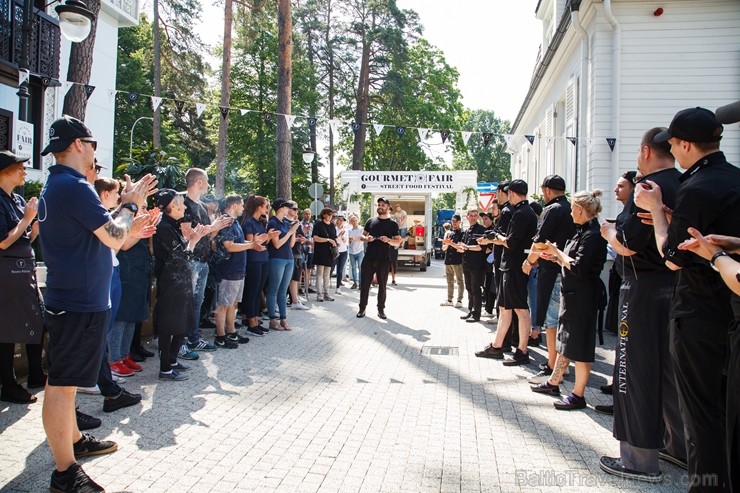 Jūrmalā grandiozi aizvada ielu ēdienu festivālu Gourmet Fair 225887