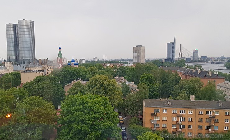 Pārdaugavas viesnīca «Bellevue Park Hotel Riga» atklāj restorāna «Le Sommet» jumta terasi ar burvīgu Rīgas skatu. Foto: Samsung Galaxy Note8 Pārdaugavas viesnīca «Bellevue Park Hotel Riga» atklāj restorāna «Le Sommet» jumta terasi ar burvīgu Rīgas skatu. Foto: Samsung Galaxy Note8 226058