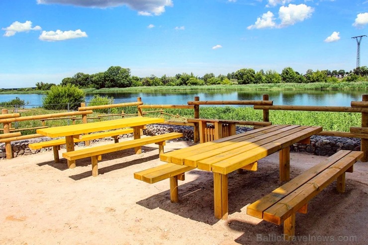 Jelgavas Pils salā izveidots teju 20 metru garš skatu tornis un piknika vieta 226467