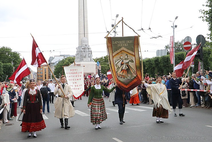 Dziesmu un deju svētku atklāšanas gājiens 1.07.2018 pulcē Rīgā visus Latvijas novadus 226500