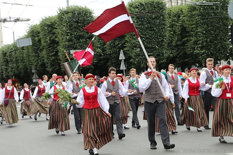 Dziesmu un deju svētku atklāšanas gājiens 1.07.2018 pulcē Rīgā visus Latvijas novadus 226563