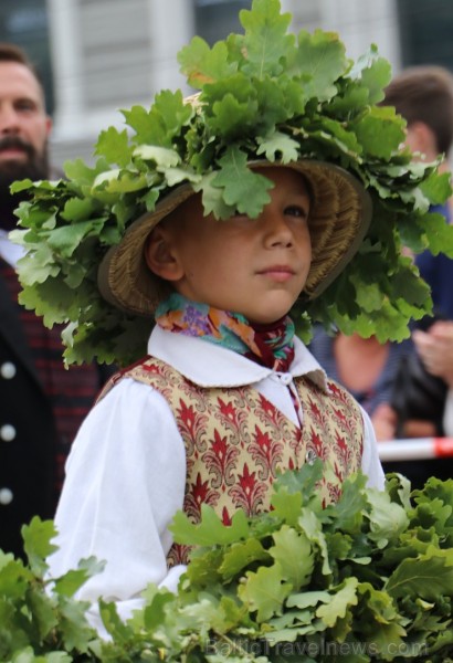 Dziesmu un deju svētku atklāšanas gājiens pulcē Rīgā visus Latvijas novadus (101-200) 226674