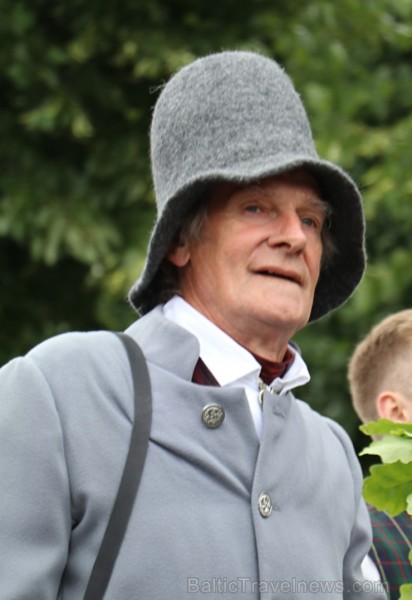 Dziesmu un deju svētku atklāšanas gājiens pulcē Rīgā visus Latvijas novadus (201-300) 226784