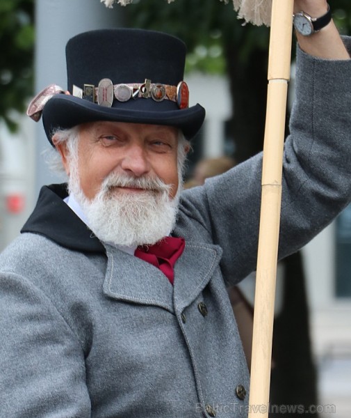Dziesmu un deju svētku atklāšanas gājiens pulcē Rīgā visus Latvijas novadus (201-300) 226791