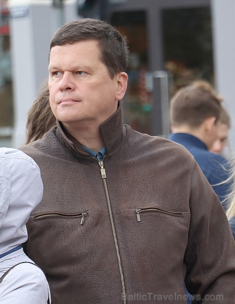 Dziesmu un deju svētku atklāšanas gājiens pulcē Rīgā visus Latvijas novadus (301-400) 226819
