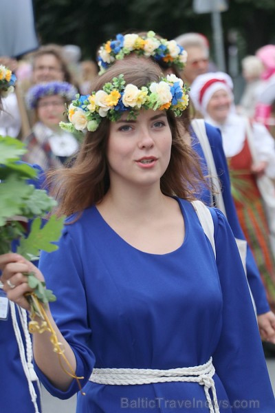 Dziesmu un deju svētku atklāšanas gājiens pulcē Rīgā visus Latvijas novadus (501-600) 227098
