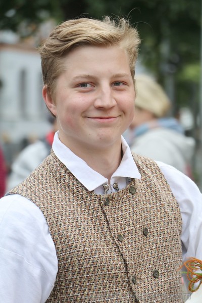 Dziesmu un deju svētku atklāšanas gājiens pulcē Rīgā visus Latvijas novadus (501-600) 227108