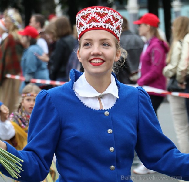 Dziesmu un deju svētku atklāšanas gājiens pulcē Rīgā visus Latvijas novadus (501-600) 227116