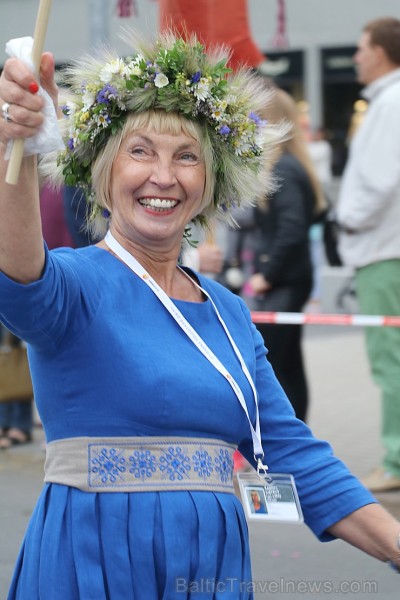Dziesmu un deju svētku atklāšanas gājiens pulcē Rīgā visus Latvijas novadus (501-600) 227123