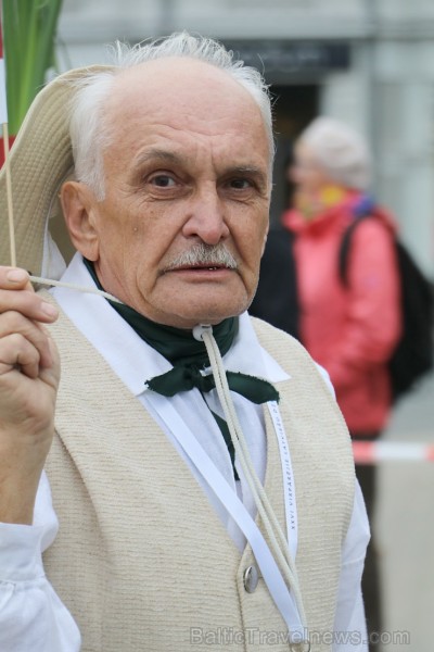 Dziesmu un deju svētku atklāšanas gājiens pulcē Rīgā visus Latvijas novadus (601-700) 227209