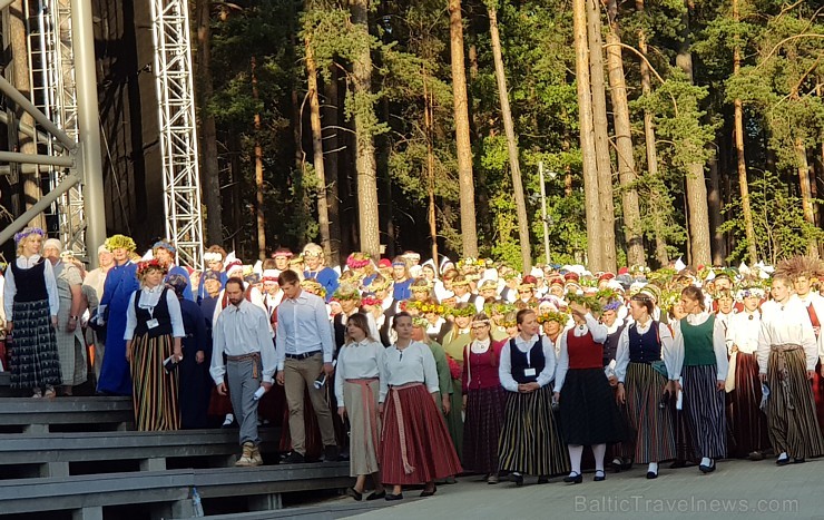 Travelnews.lv piedāvā fotomirkļus no noslēguma koncerta «Zvaigžņu ceļā» 227636