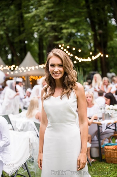 Jau ceturto gadu Rīgā notiek baltais pop-up pikniks «L’elegante Pop-Up Picnic» 227929