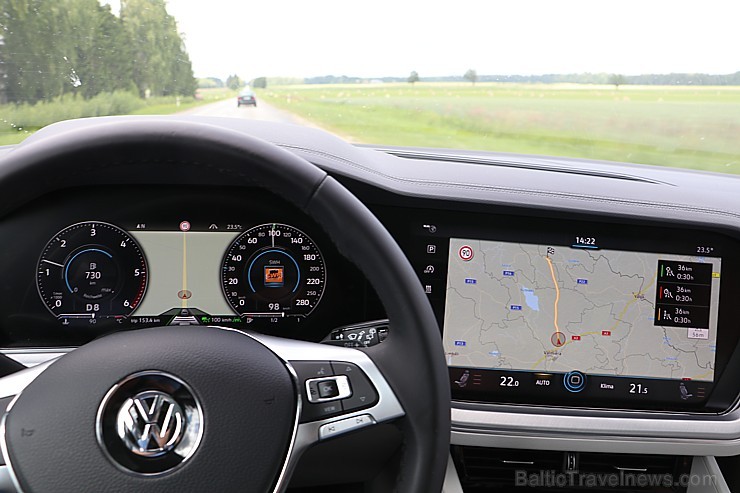 Travelnews.lv ar jauno «Volkswagen Touareg» apceļo Krāslavas novadu Latgalē 228064