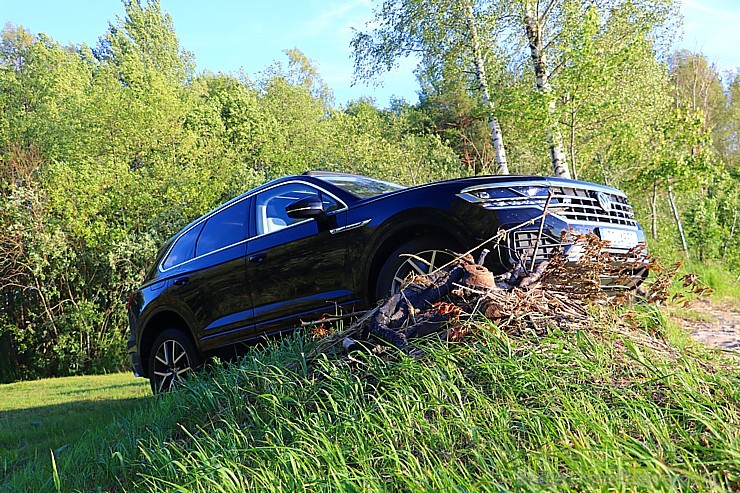 Travelnews.lv ar jauno «Volkswagen Touareg» apceļo Krāslavas novadu Latgalē 228070