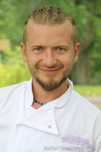 Īsi pirms atklāšanas Travelnews.lv 14.07.2018 apciemo Dikļu pils muzikālo un gastronomisko baudījumu «Sajūtu festivāls» Īsi pirms atklāšanas Travelnews.lv 14.07.2018 apciemo Dikļu pils muzikālo un gastronomisko baudījumu «Sajūtu festivāls» 228118