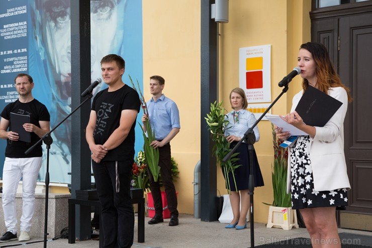 Daugavpilī atklāj Starptautisko konkursa izstādi un pasniedz Martinsona balvas 228282