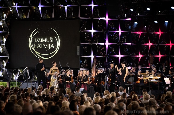 Ar krāšņu koncertu «Dzimuši Latvijā» atklāts 4. Jūrmalas Festivāls 228790