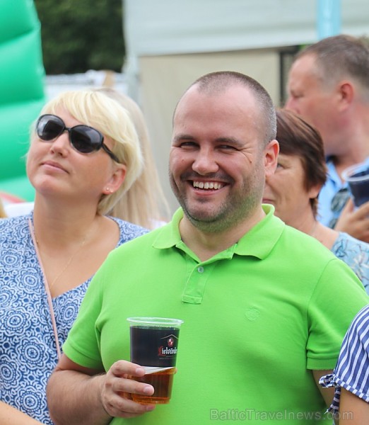 Otrais «Rīgas Burgeru Festivāls 2018» 4.08.2018 noskaidroja ātrāko ēdāju un labāko burgeru 230252