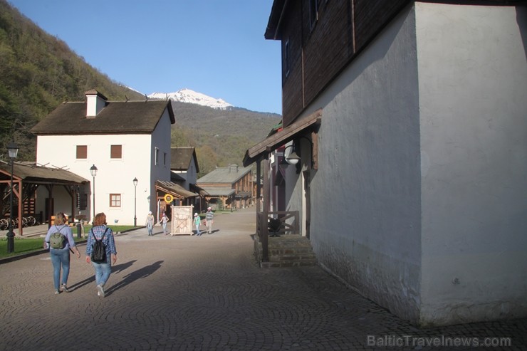 Travelnews.lv iepazīst visu Krieviju Sočos, Mini Russia muzejā. Sadarbībā ar Rosa Khutor kūrortu. Travelnews.lv iepazīst visu Krieviju Sočos, Mini Russia muzejā. Sadarbībā ar Rosa Khutor kūrortu. 230665