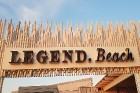 Travelnews.lv izbauda jūru un populāro pludmales restorānu «Legend Beach»