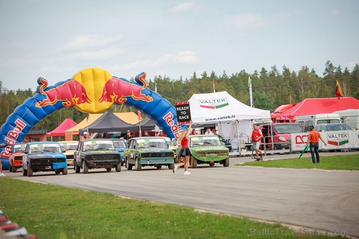 Aizraujoši aizvada Latvijas rallijkrosa piekto posmu 230971