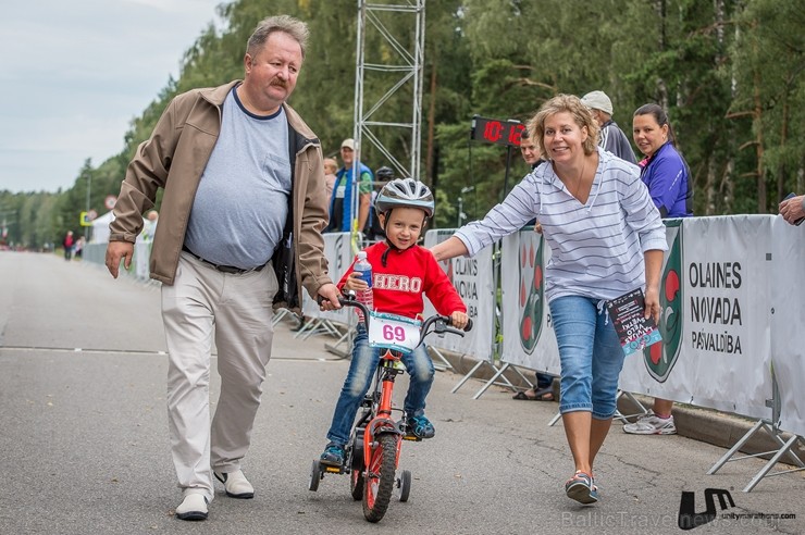 Olainē krāšņi norisinās jau ceturtie Latvijas Velo svētki 231027