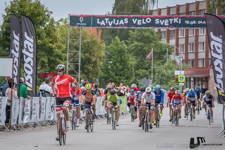 Olainē krāšņi norisinās jau ceturtie Latvijas Velo svētki 231041