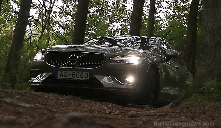 Travelnews.lv apceļo Sēliju ar jauno un jaudīgo «Volvo V60» un nakšņo «Kurshi Hotel & Spa» 231268