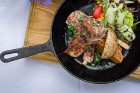 Mežaparkā uz ģimenisku maltīti aicina jauns restorāns - «Hercogs»