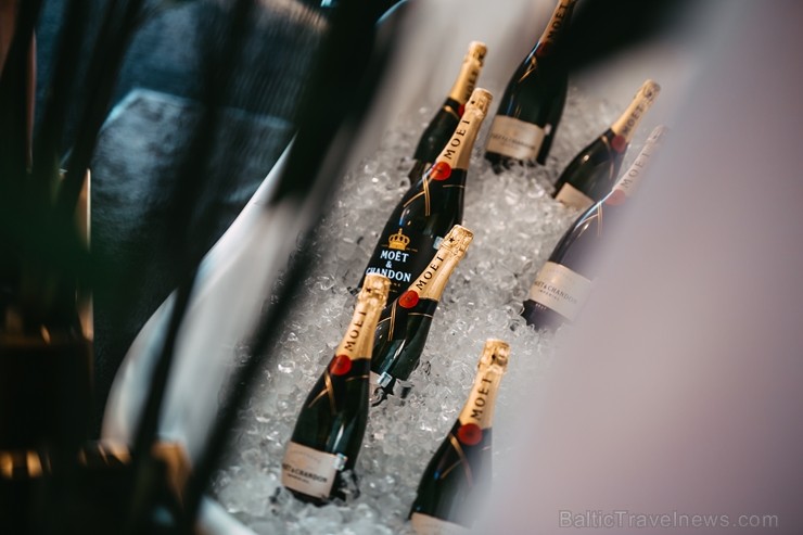 Rīgas centra augstākais bārs «Skyline Bar» prezentē savu jauno konceptu - «Sajūtu lidojums» 231857