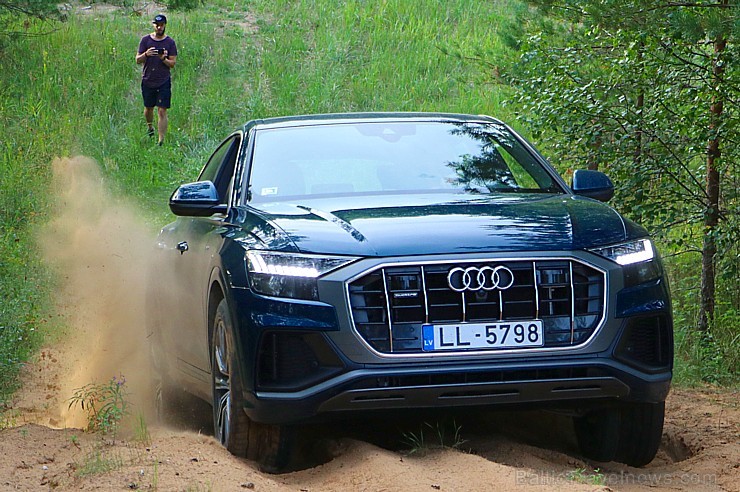Travelnews.lv ar jauno apvidus automobili «Audi Q8» apceļo Sēliju un Latgali 232225