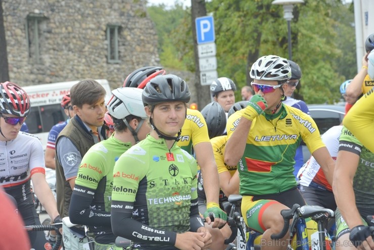 Valmierā  startēja “Baltic Chain tour” velobrauciens. 232536
