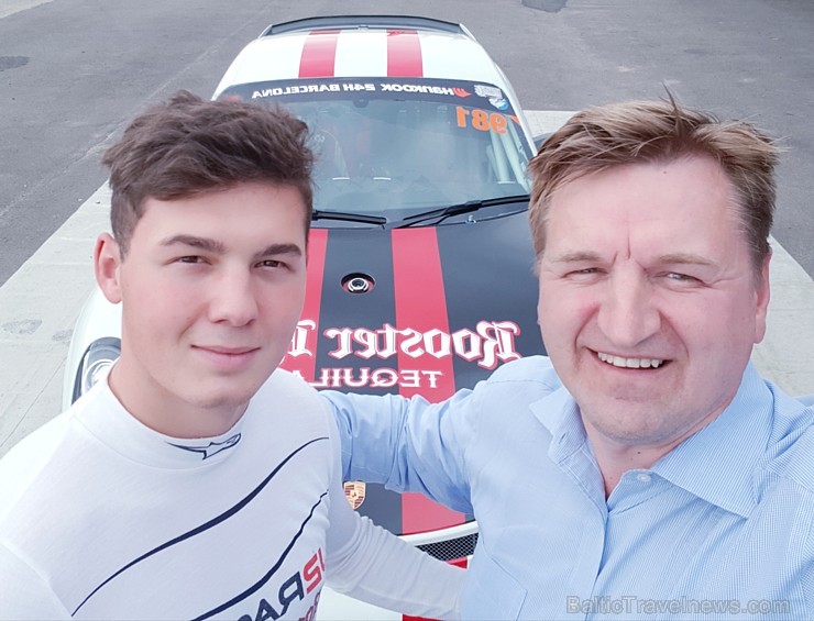 Travelnews.lv 5.09.2018 dodas sacīkšu trasē 333 ar īstu sporta vāģi «Porsche Cayman GT4». Atbalsta: Amber Beverage Group Travelnews.lv 5.09.2018 dodas sacīkšu trasē 333 ar īstu sporta vāģi «Porsche Cayman GT4». Atbalsta: Amber Beverage Group 232767