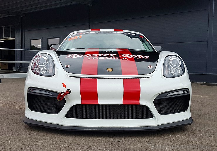 Travelnews.lv 5.09.2018 dodas sacīkšu trasē 333 ar īstu sporta vāģi «Porsche Cayman GT4». Atbalsta: Amber Beverage Group Travelnews.lv 5.09.2018 dodas sacīkšu trasē 333 ar īstu sporta vāģi «Porsche Cayman GT4». Atbalsta: Amber Beverage Group 232769