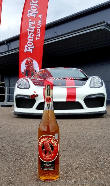 Travelnews.lv 5.09.2018 dodas sacīkšu trasē 333 ar īstu sporta vāģi «Porsche Cayman GT4». Atbalsta: Amber Beverage Group Travelnews.lv 5.09.2018 dodas sacīkšu trasē 333 ar īstu sporta vāģi «Porsche Cayman GT4». Atbalsta: Amber Beverage Group 232771