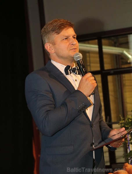 Latvijas 2018. gada pavārs ir Dinārs Zvidriņš un pavārzellis ir Anastasija Verbicka. Atbalsta: Riga Food 2018 Latvijas 2018. gada pavārs ir Dinārs Zvidriņš un pavārzellis ir Anastasija Verbicka. Atbalsta: Riga Food 2018 233029