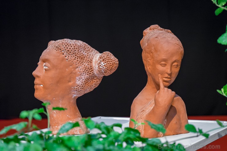 Latvijas 2018. gada pavārs ir Dinārs Zvidriņš un pavārzellis ir Anastasija Verbicka. Atbalsta: Riga Food 2018. Foto: Saltnpepper.lv Latvijas 2018. gada pavārs ir Dinārs Zvidriņš un pavārzellis ir Anastasija Verbicka. Atbalsta: Riga Food 2018. Foto: Saltnpepper.lv 233060