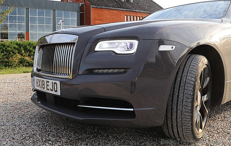Travelnews.lv ar tūrisma uzņēmējiem un eleganto «Rolls Royce Wraith» apceļo baltu zemes 233133
