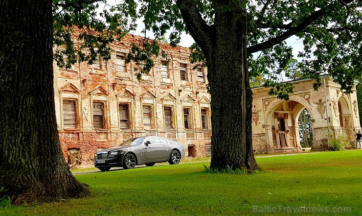 Travelnews.lv ar tūrisma uzņēmējiem un eleganto «Rolls Royce Wraith» apceļo baltu zemes 233266