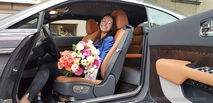 Travelnews.lv ar tūrisma uzņēmējiem un eleganto «Rolls Royce Wraith» apceļo baltu zemes 233309