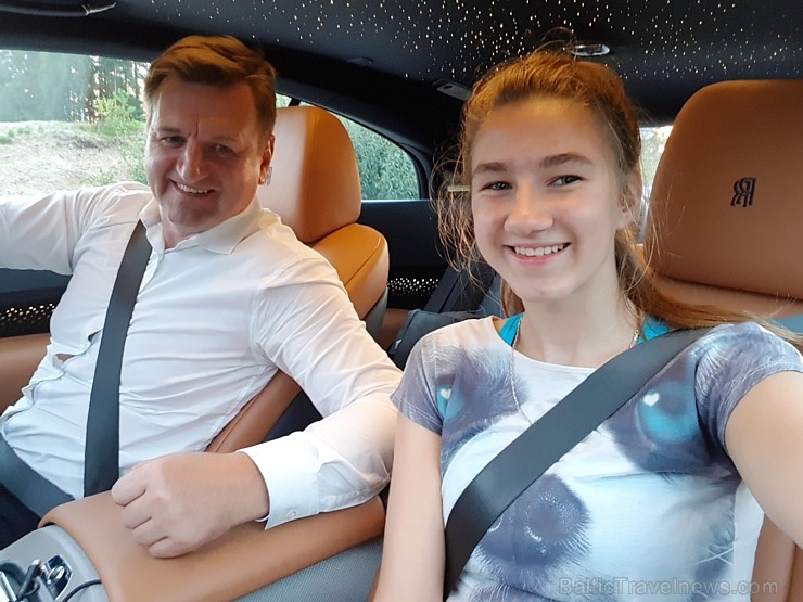 Travelnews.lv ar tūrisma uzņēmējiem un eleganto «Rolls Royce Wraith» apceļo baltu zemes 233320