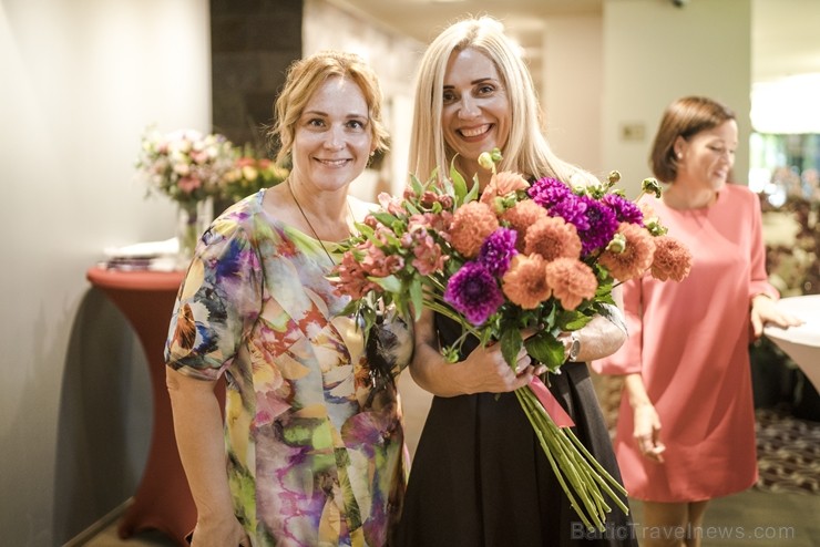 «Hotel Jūrmala Spa» pēc vērienīgas rekonstrukcijas vēris vaļā saunu un baseinu centru «Wellness Oasis». Foto: Mārcis Baltskars «Hotel Jūrmala Spa» pēc vērienīgas rekonstrukcijas vēris vaļā saunu un baseinu centru «Wellness Oasis». Foto: Mārcis Baltskars 233789
