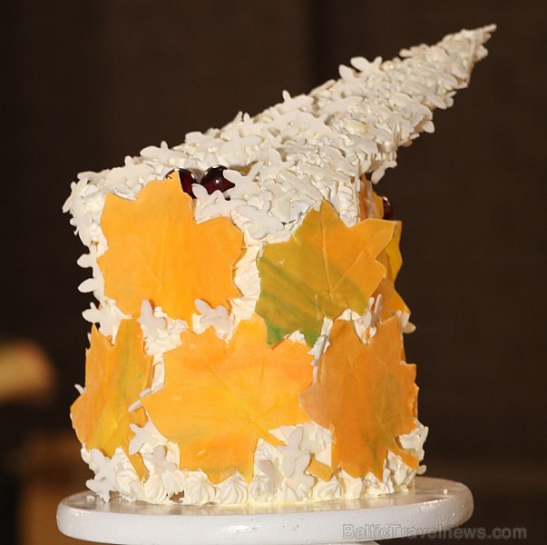 Rīgas konditori 30.09.2018 priecē pilsētas kārumniekus ar «Rīga Cake Festival 2018». Fotogaleriju atbalsta: Mamma Pasta Rīgas konditori 30.09.2018 priecē pilsētas kārumniekus ar «Rīga Cake Festival 2018». Fotogaleriju atbalsta: Mamma Pasta 233937